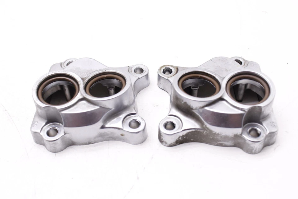 11 CUBIERTA ELEVADORA DELANTERA Harley-Davidson Fatboy Lo FLSTFB OEM REA R11.BX17 Foto 2 de 4