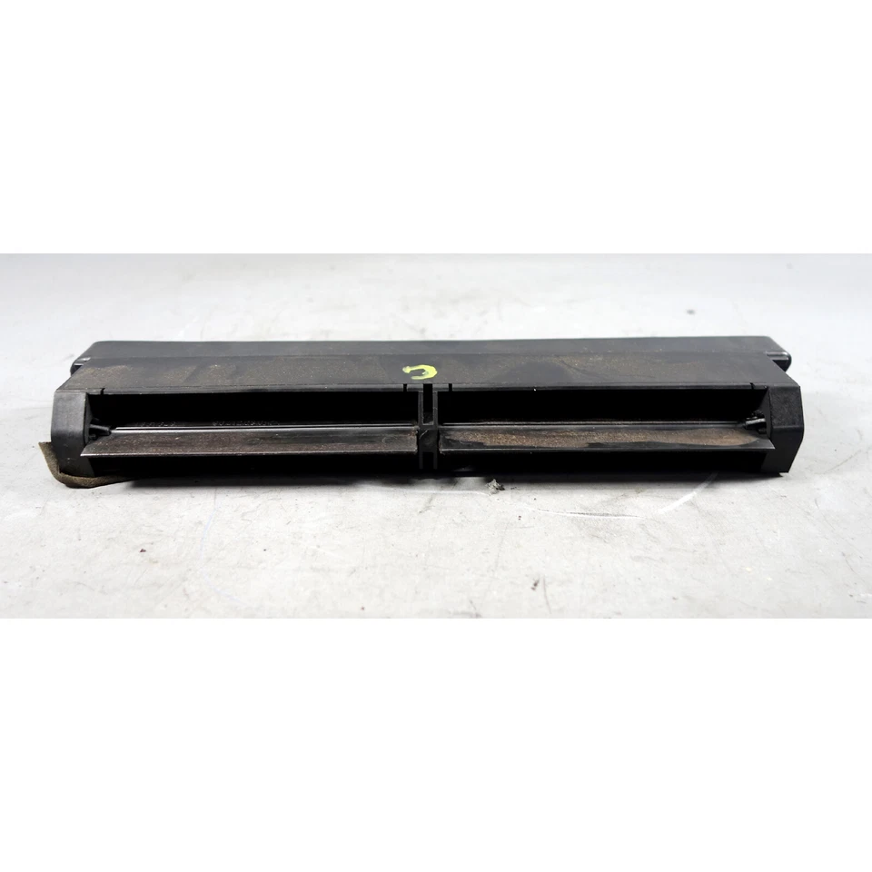 1978-1987 BMW E23 7-Series 733i 735i Front Dash Center Fresh Air Grill Black OEM - Image 4 of 4