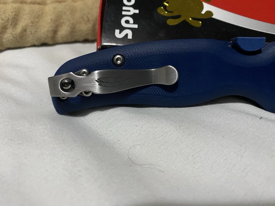 Spyderco Shaman Satin CPM SPY27 Hoja Lisa Azul Cobalto Mango G-10 Foto 2 de 4