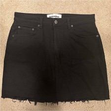 Reformation Black Denim Raw Hem Mini Skirt Medium Size 27