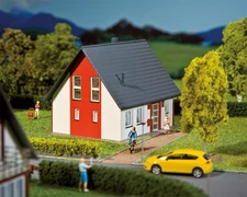 Faller HO Scale Building/Structure Kit Single-Story Home/Red Brick/White