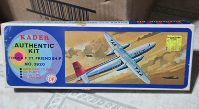 KADER 1/144 FOKKER F-27 TAA FRIENDSHIP MODEL KIT, VERY RARE AND HARD TO FIND!