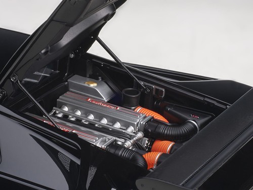1/18 Lamborghini Diablo SV-R (Deep Black) Composite Model Car BY AUTOART 79146 - Picture 6 of 8