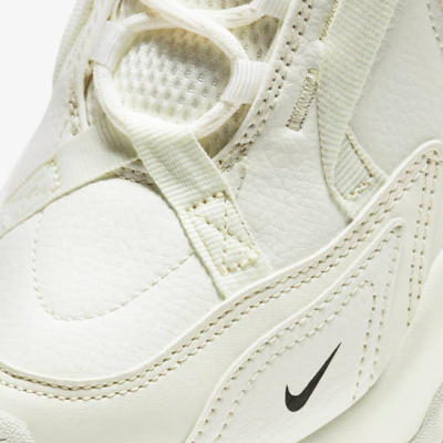 Nike Women's TC 7900 Shoes 'Sail/Summit White' (DD9682-100