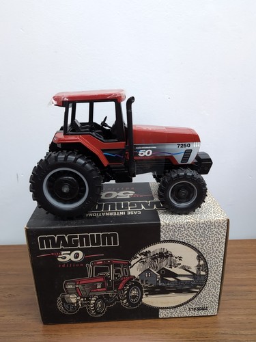 1/16 Ertl Farm Toy Case IH 7250 Magnum Tractor w FWA Mark 50 Edition - Picture 3 of 4
