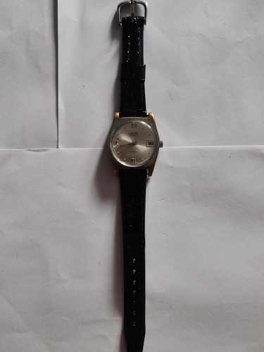 Mens Silver Mechanical Corvette Watch Swiss Made 17 Jewels Incabloc 1970s