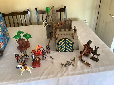 Playmobil Vintage Medieval Knights Castle, Barbarian Assault UK
