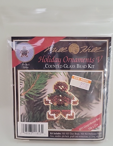 Lot of 7 Vintage Mill Hill Holiday Ornament Counted Glass Bead Kits Christmas - Picture 7 of 8