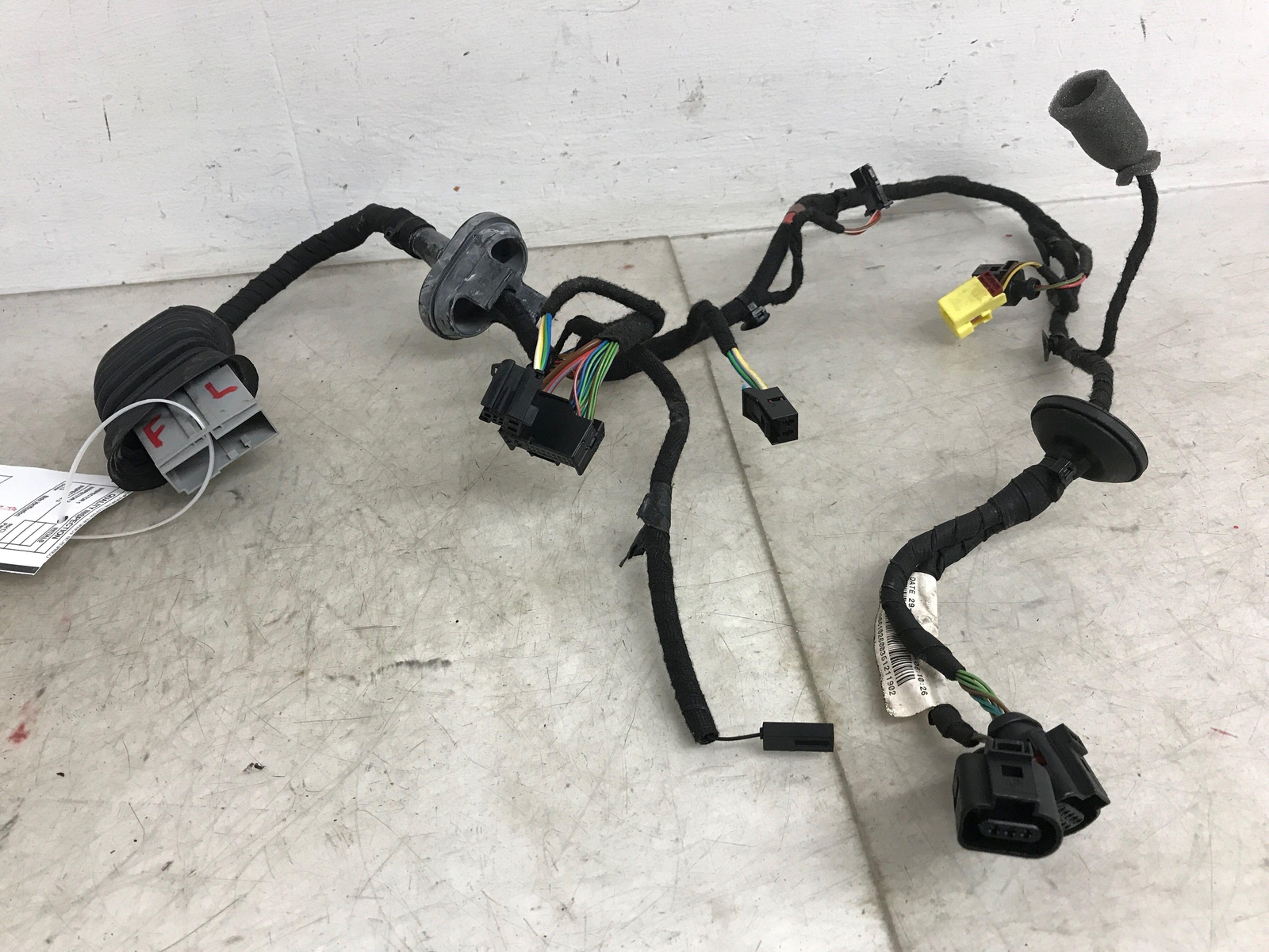 2013 - 2019 BENTLEY FLYING SPUR FRONT LEFT DOOR WIRE WIRING HARNESS 4W1971120C
