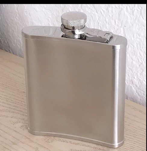 HIP FLASK Stainless Steel 6 oz  Attached Screw Cap -  With Funnel New In Box - Picture 5 of 5