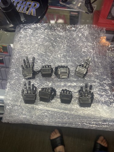 Transformers Rise of the Beasts DLX Optimus Prime:2 accessories ONLY NO FIGURE - Picture 4 of 8