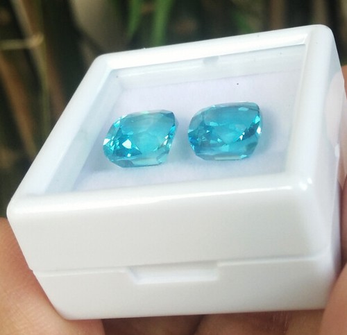 Pair 4.60cts_8x8mm. CUSHION NEON BLUISH GREEN PARAIBA COLOR Top Created Gems! - Picture 7 of 9