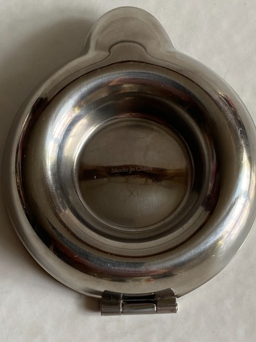 IKEA BLOSSANDE STAINLESS LEMON SQUEEZER NO:168 - Picture 5 of 11
