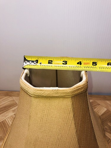 Abat-jour tissu beige 10" de haut forme cloche lambrissé araignée laveuse - Photo 15/18