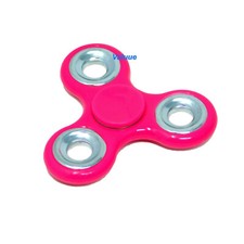 Fidget Spinner handheld toy Pink color Age Level 17 Clarity Focus Toy