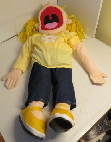 Silly Puppets Katie Pfirsich Mädchen Ganzkörper Bauchredner Stil Puppe 25" GUC Spielzeug - Bild 7 von 23