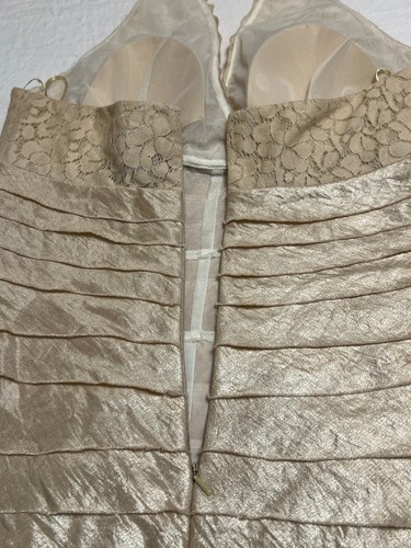 JS Collections Women's Cocktail Beige Lace Halter Zipper Size 12 Evening Dress - Picture 5 of 14