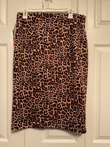 New JCP Bold Elements Curvy Leopard Print Pencil Skirt SZ. L Curvy Gold buttons - Picture 4 of 5