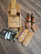 Vintage Rise  N Shine Shoe Shine Kit, Shoe Horns, Horse Hair Brushes Old Strings