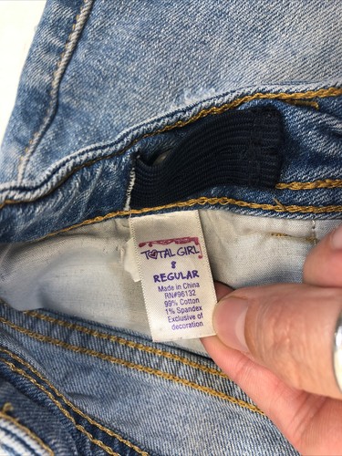 SET BESTEHEND AUS 2 ABGESCHNITTENEN DENIM-SHORTS FÜR KINDER INSGESAMT MÄDCHEN & OLD NAVY KARIERTE SHORTS GRÖSSE 8 - Bild 8 von 9