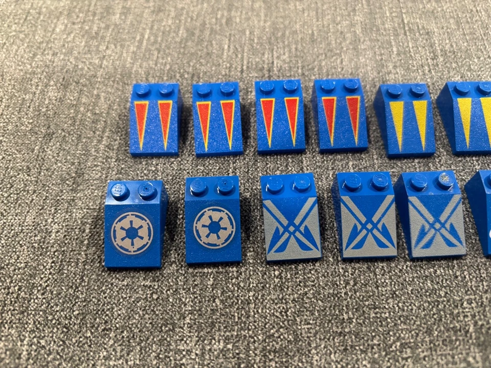 LEGO - Slope 33 3 x 2, Blue, Part #3298, Quantity = 20, Variety of Prints - Image 2 of 4