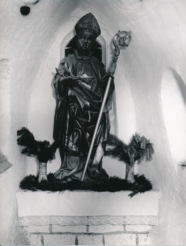 AUSTRIA c. 1958 - Religious Statue of St Wolfgang - Div 10448 - Picture 1 of 2