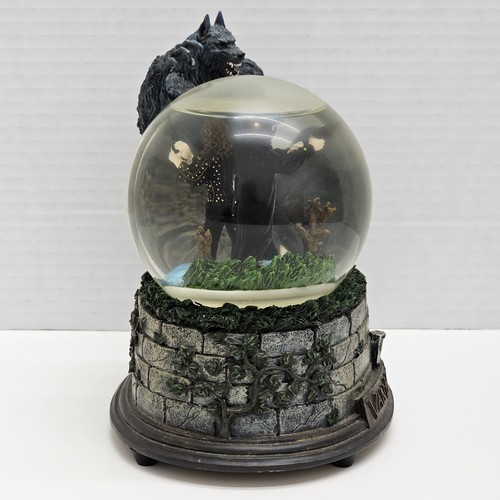 Vintage Van Helsing Werewolf Wolfman Snow Globe Universal 2004 LIMITED EDITION - Bild 2 von 17