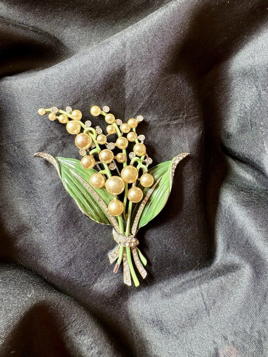 Vintage TRIFARI Figural Lily Of The Valley Fur Clip Brooch Pearls
