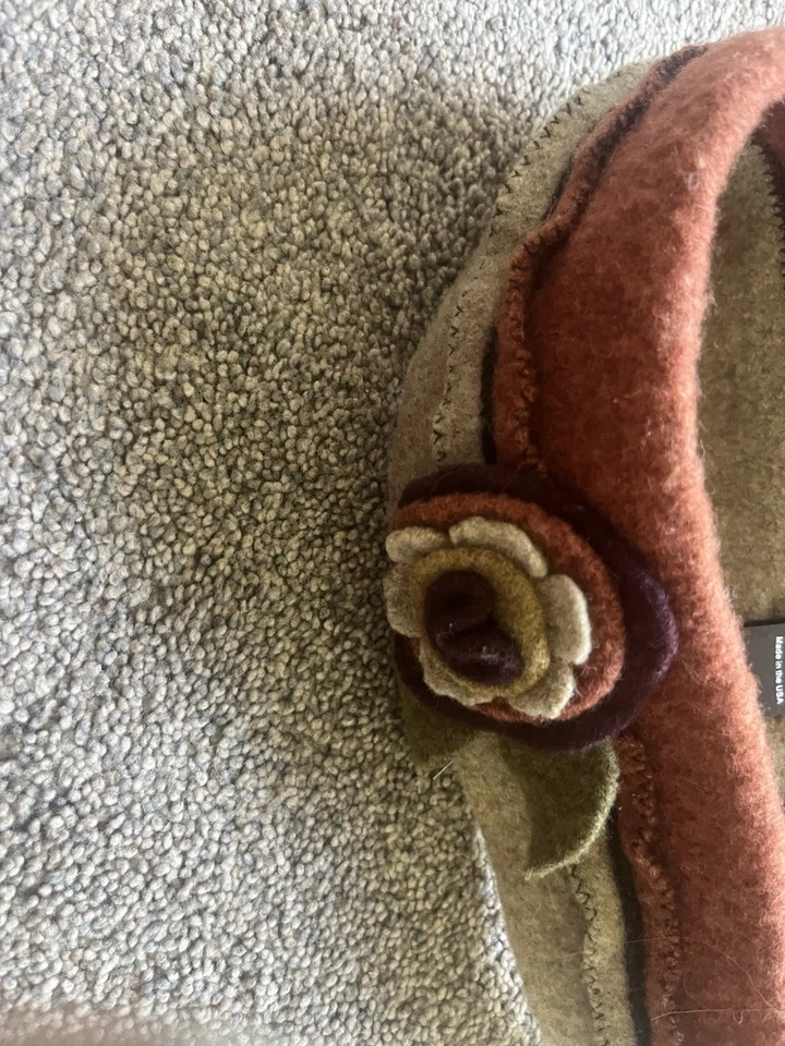 woolflower floral wool headband - Image 4 of 4