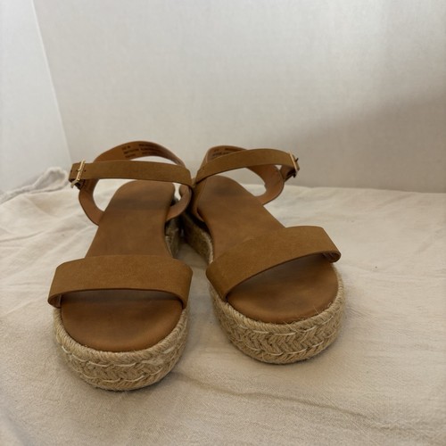Shoe Dept Girls Brown Sandals - Platform Style - Super Cute - Size 4 - Picture 2 of 7