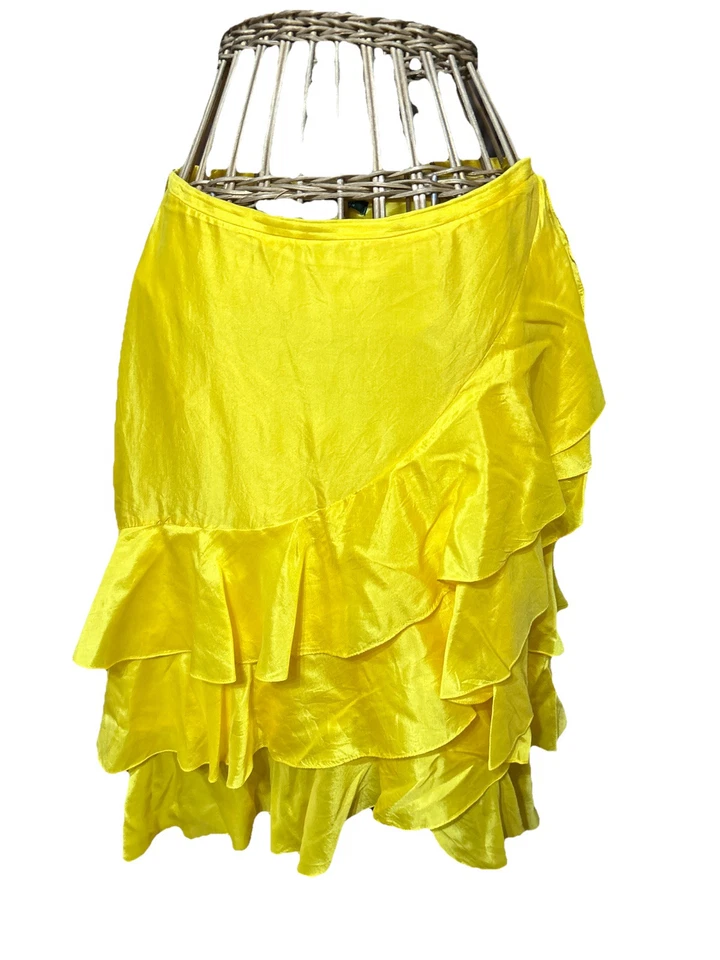 Falda Ralph Lauren Talla 4 100% Seda Volantes Vintage Amarilla Limpieza en Seco Cintura 30 pulgadas Foto 2 de 4