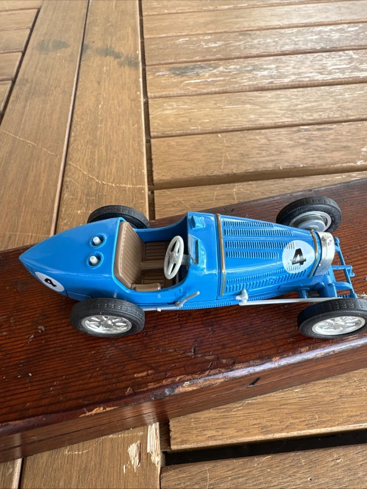 Matchbox 1932 Bugatti Type 51 - NEAR MINT - Vintage 1/43 Yesteryear Y-11 - Image 2 of 4