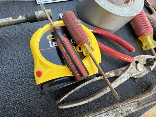 Vintage gemischtes Werkzeug Hardware Lot Sears Handwerker Schraubenschlüssel Stanley Maßband Säge - Bild 21 von 24