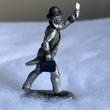 Hudson Pewter Villagers #5653 Doc Walker with Medical Bag. **see Other Listings