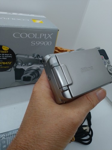 Nikon Coolpix S9900 16.0MP Digital Camera , Cased Memory Card Boxed. - Picture 6 of 15