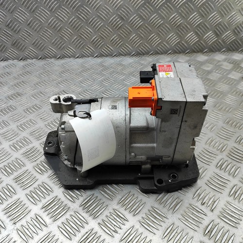 AUDI Q4 SUV F4B Klimaanlage A/C Pumpe 1EA820807C Strom 210 kW 32636710