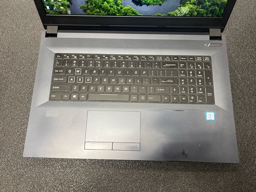 Win11 16GBRAM 12@2.2GHZ 256SSD 1TBHDD Sager Laptop With Charger (P08020987) - Picture 4 of 7