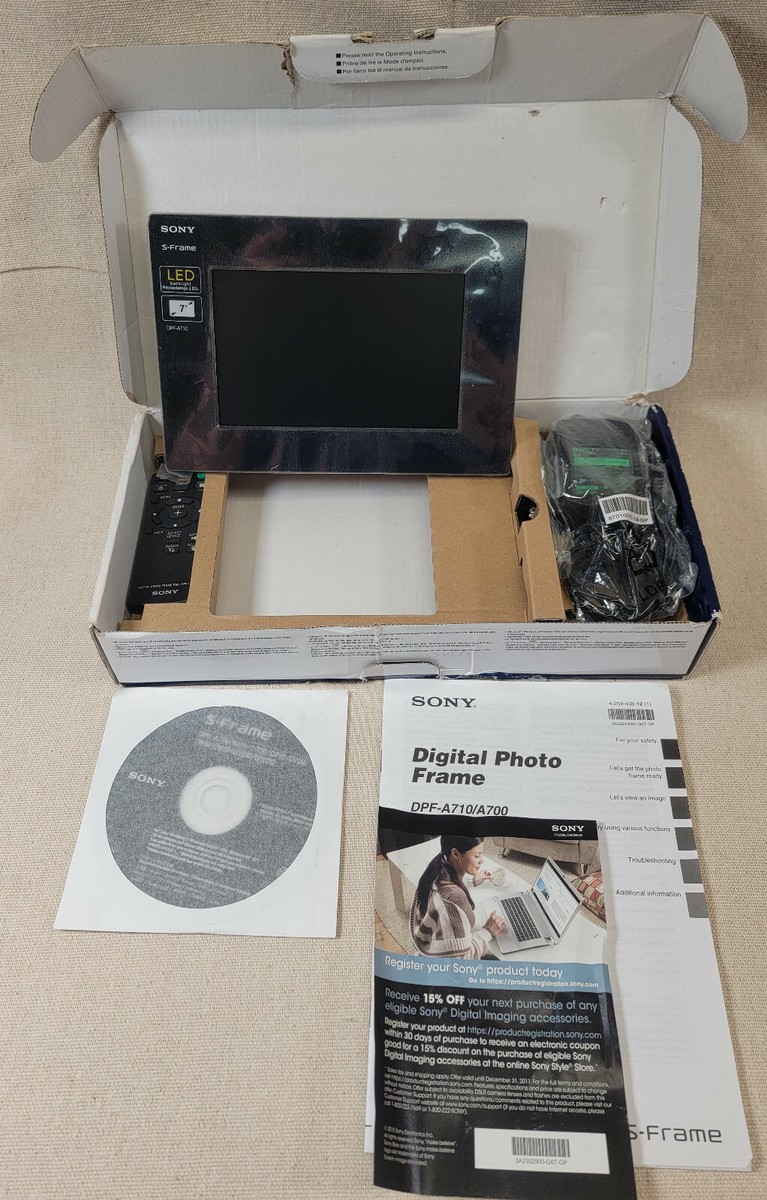 NEW OPEN BOX Sony DPF-A710 7-Inch WQVGA Digital Photo Frame