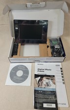 NEW OPEN BOX Sony DPF-A710 7-Inch WQVGA Digital Photo Frame with Remote Black 