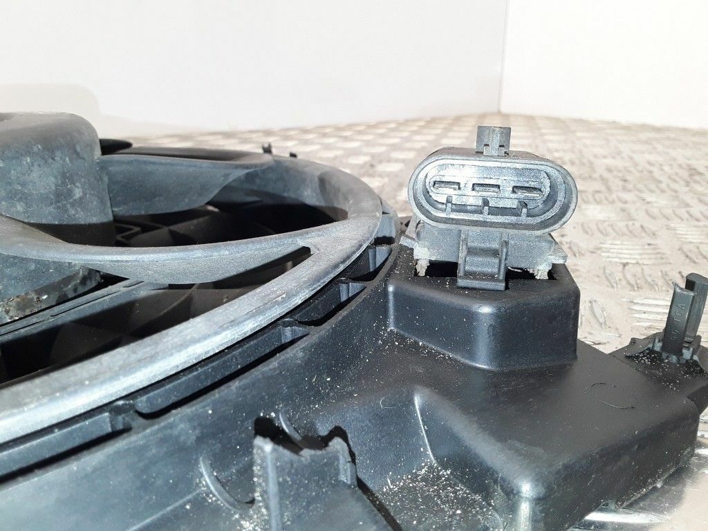 Opel ASTRA H 2004 Fan Set 13132559 Diesel 74kw Vei3240 for sale 