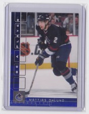 01-02 ITG BE A PLAYER MEMORABILIA SAPPHIRE BASE /100 MATTIAS OHLUND #219 CANUCKS