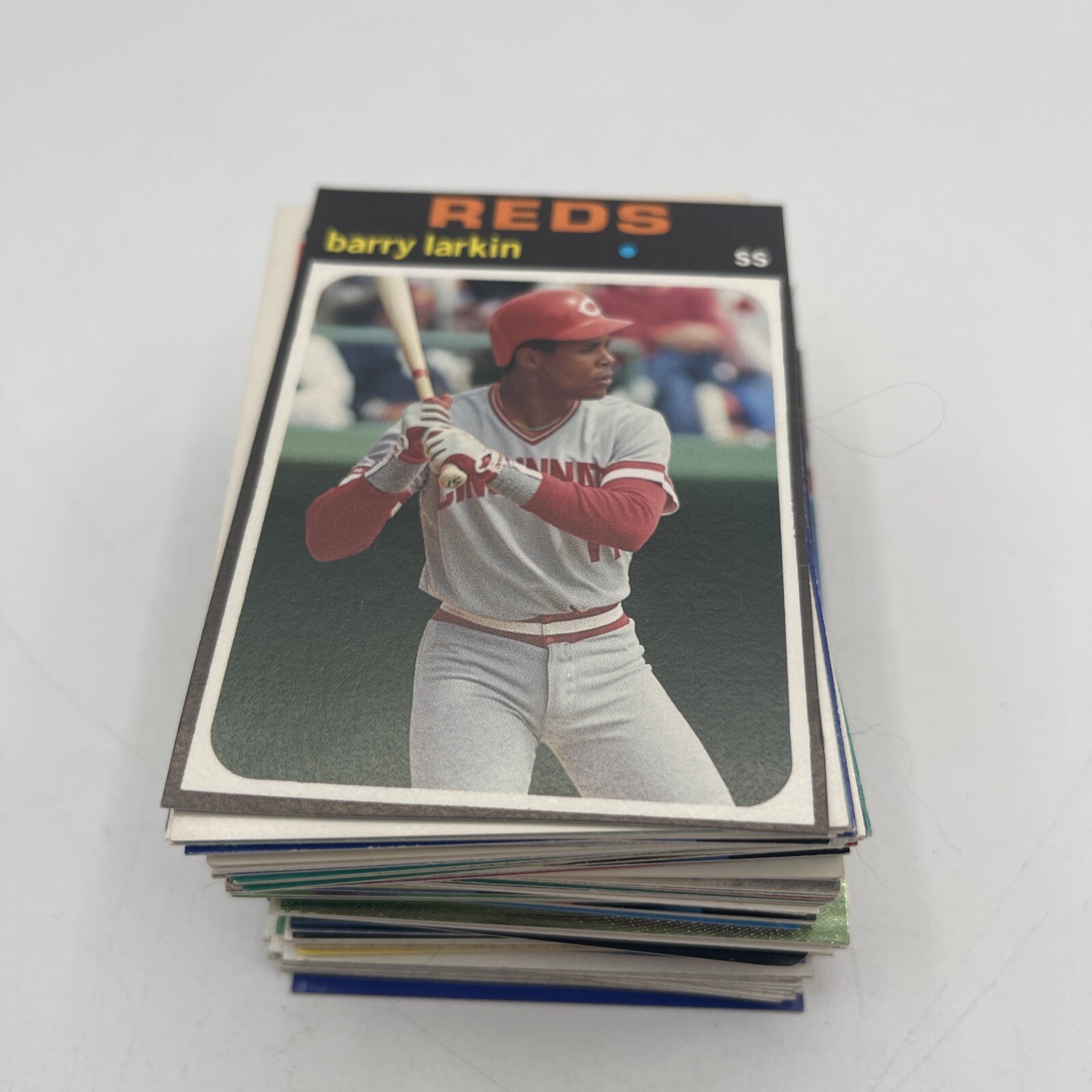 Cincinnati Reds - Random Vintage Baseball Card Lot - Mixed Brands  And Years