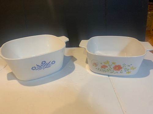 Lot of 2 Corning Ware dishes 1 3/4  quart and 1 1/2 quart No Lid