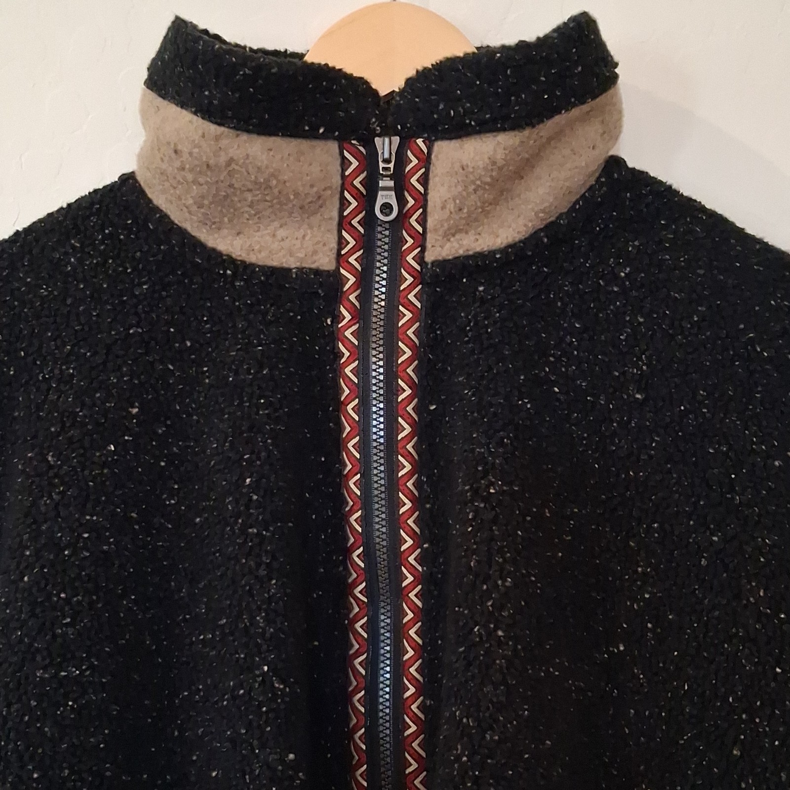 Tsunami Patterned Trim Zip Pullover Jacket Black … - image 8