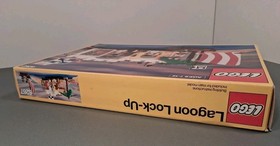 Lego Pirates Imperial Soldiers 6267 Lagoon Lock-Up Set: 100% Comp w/Inst/Box/Cat