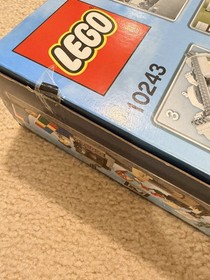 LEGO Creator Expert: Parisian Restaurant (10243)