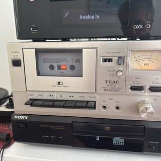 Vintage TEAC A 300 stereo cassette deck 3 Heads faulty