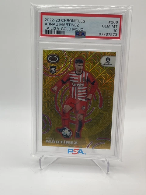 2022-23 Panini Chronicles La Liga Gold Mojo #266 Arnau Martinez RC /10 PSA 10