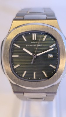 Didun Nautilus Style Quartz Watch Dark Green Dial Stainless Steel Date MINT