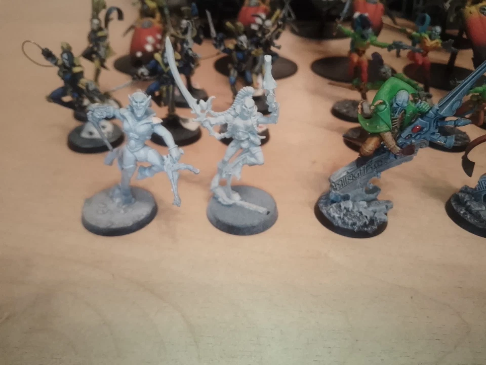 Warhammer 40K Harlequins Armee teilweise bemalt - Bild 3 von 4